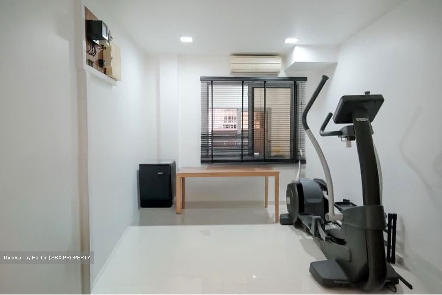 Opera Estate (D15), Terrace #598508071